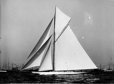 Picture of Reliance (32") - Half hull